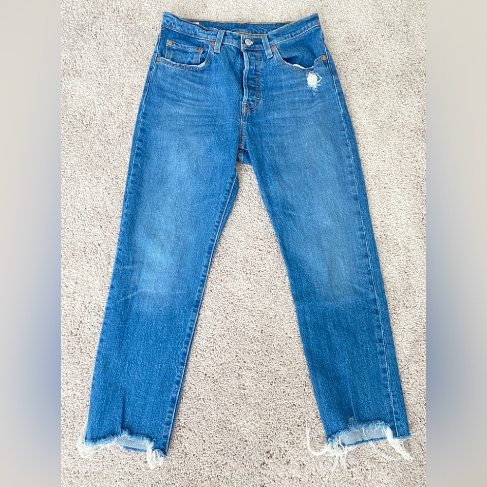 Levis’s 501 Original Riveted Button Fly Women Cropped Jean W27 L26